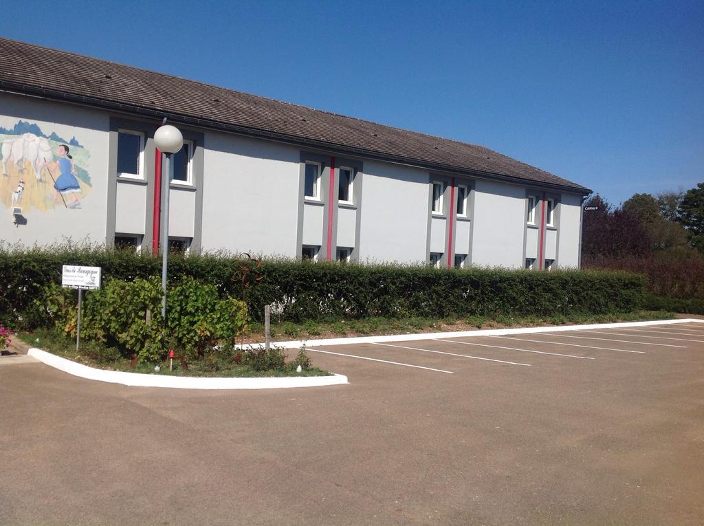 La Grange De Marie Hotel Nitry Bagian luar foto