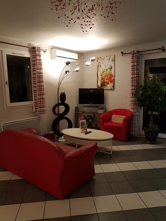 La Grange De Marie Hotel Nitry Bagian luar foto